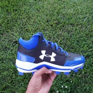 Under Armour baseball cleats